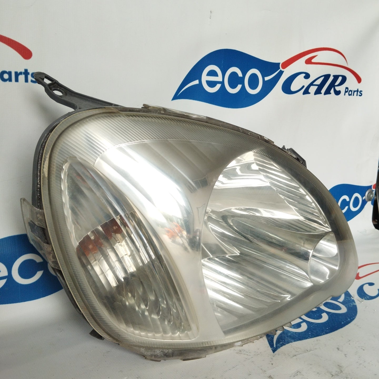 Fanale anteriore dx Toyota Yaris 2005 modello a goccia ecoAG2961