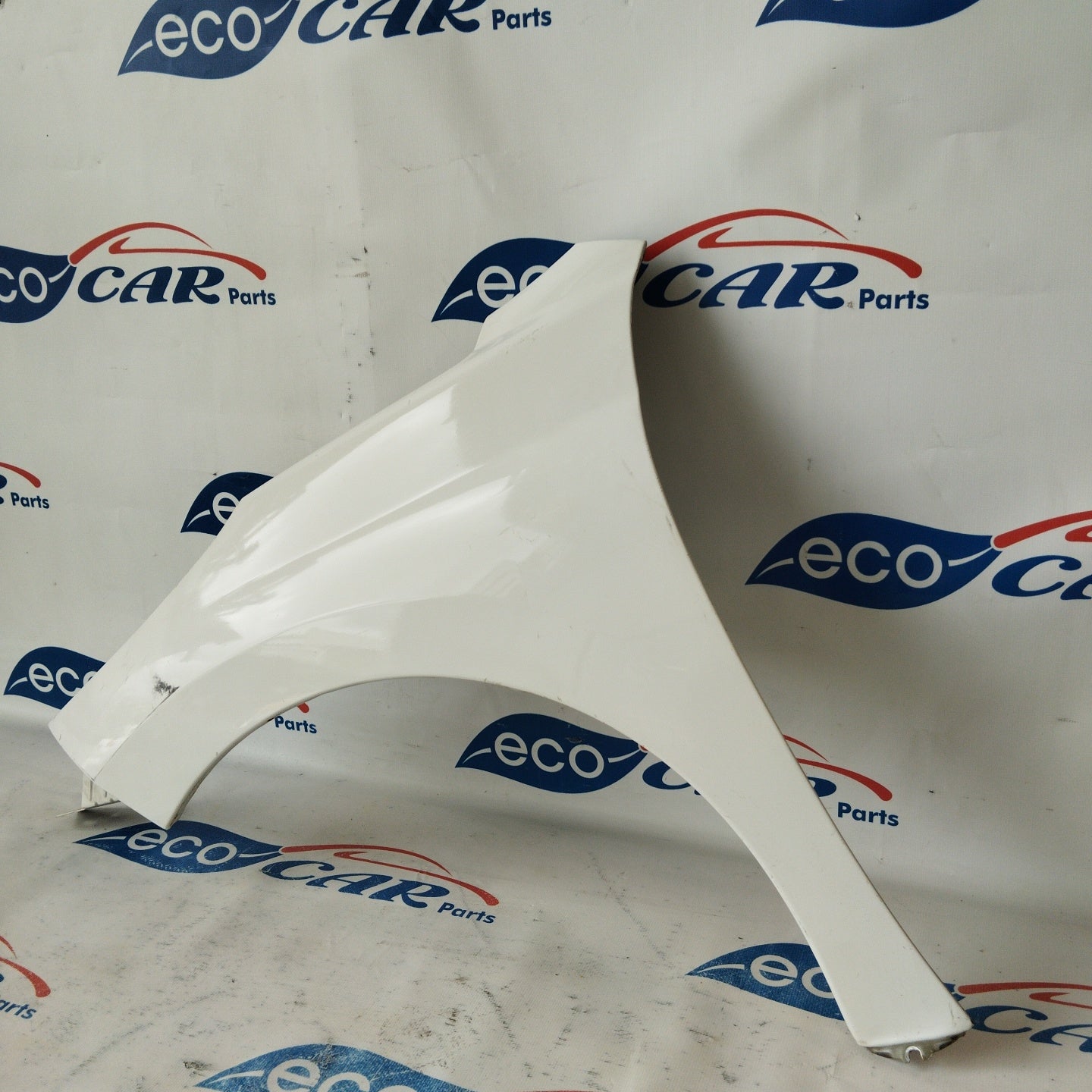 White left mudguard Peugeot 207 ecoAG2978