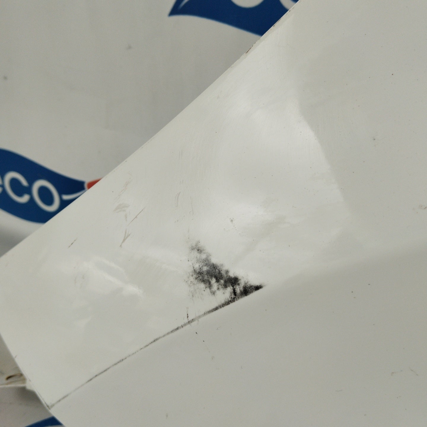 White left mudguard Peugeot 207 ecoAG2978