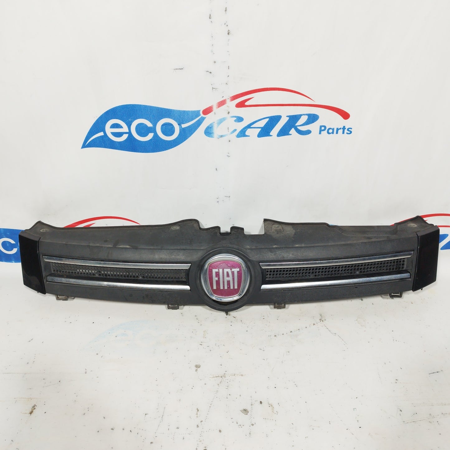 Schwarzer Kühlergrill Fiat Panda 2010 Code: 735353899 ecoAC5386