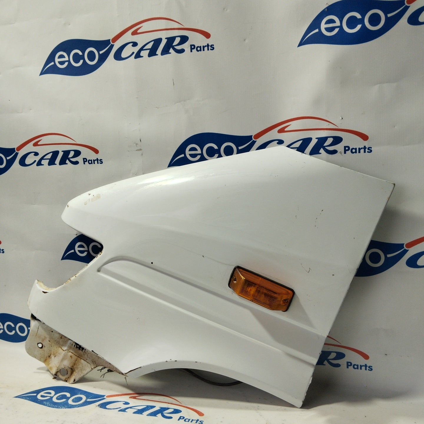 White left fender Mercedes Sprinter 1999 ecoAG2994