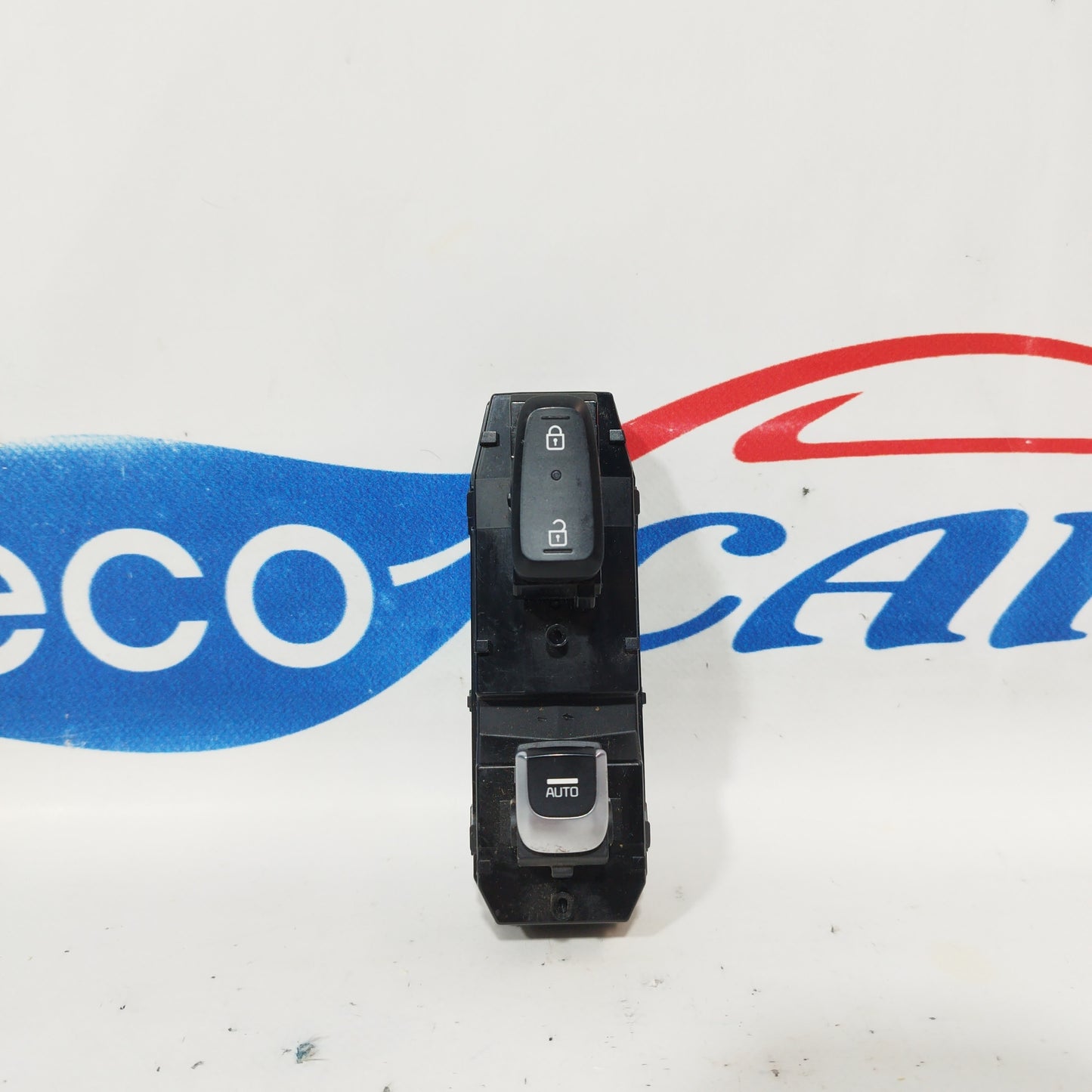 Pulsantiera anteriore dx Kia Sportage 2018 codice: 93575-F1050 ecoAC5409