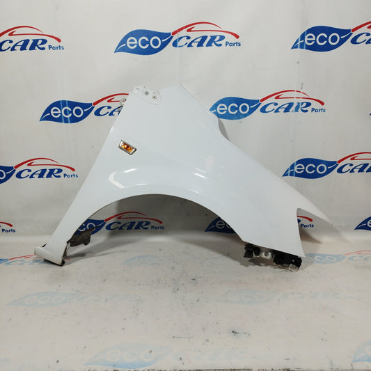 Weißer rechter Kotflügel Chevrolet Aveo 2011 ecoAC5415