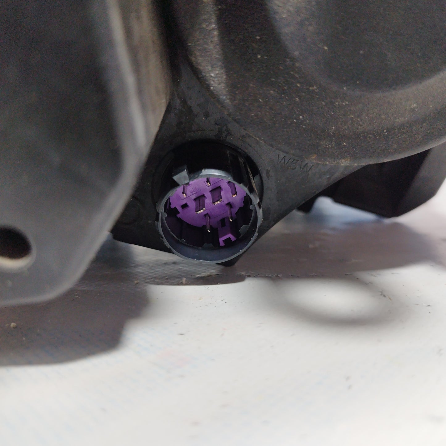 Fanale anteriore sx Fiat Punto Evo 2013 spinotto viola ecoAC5420