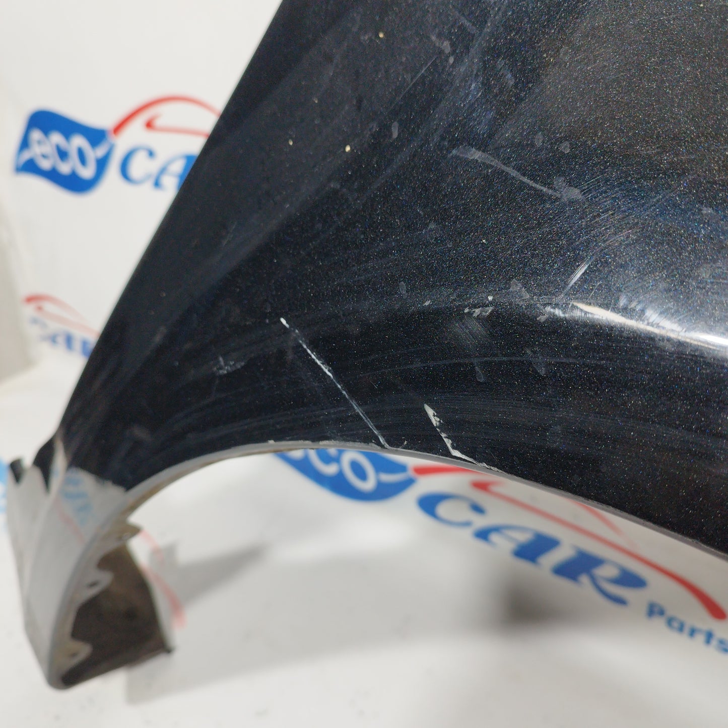 Schwarzer rechter Kotflügel Suzuki Swift 2006 ecoAC5429