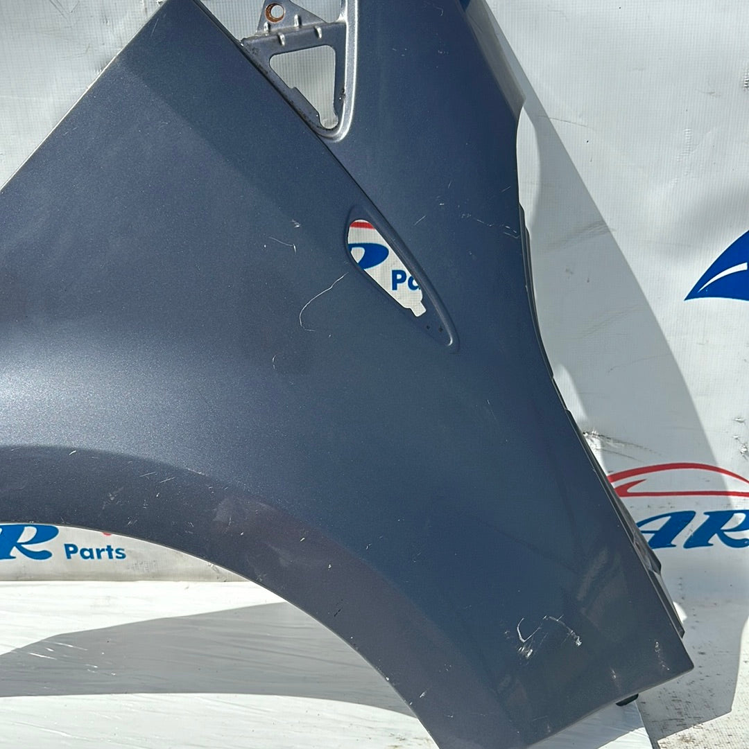 Dr2 2010 ecoAG4767 dark grey right mudguard