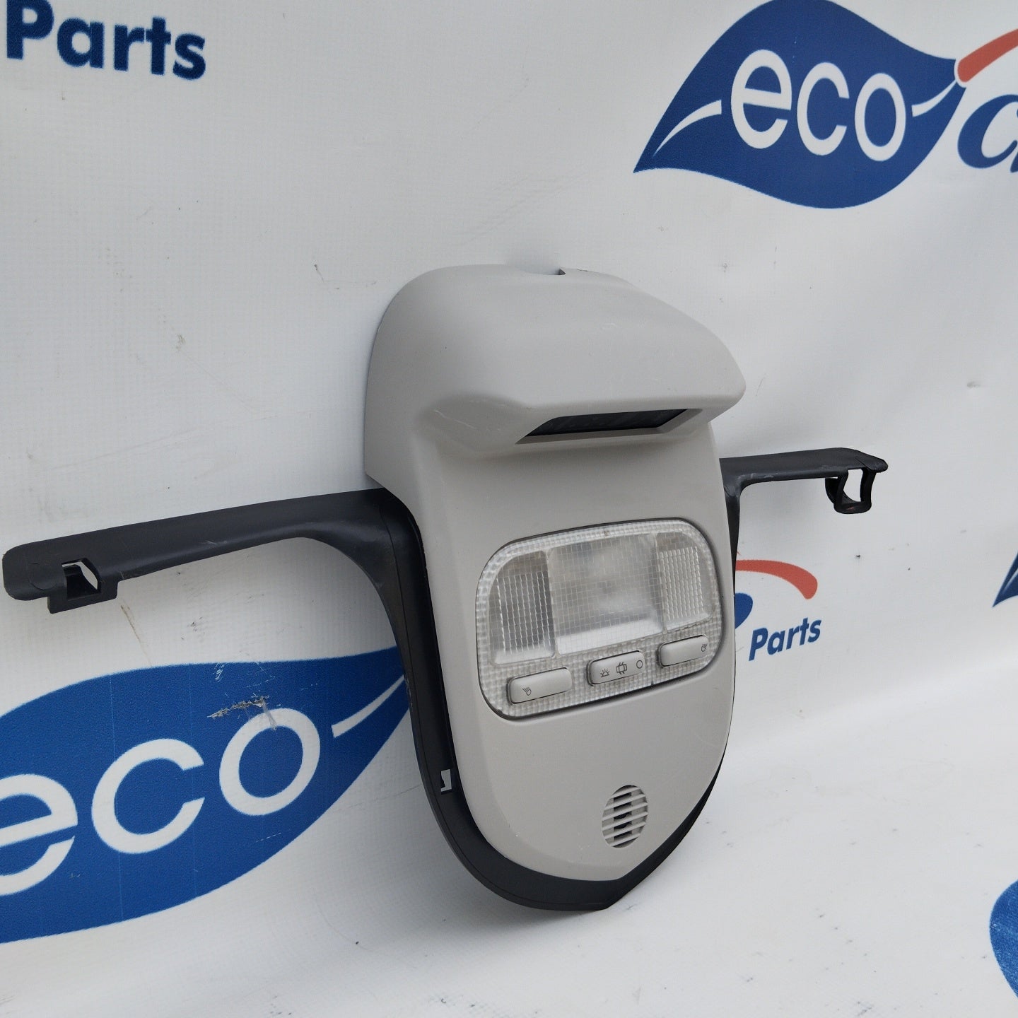 Courtesy light Peugeot 5008 2010 code: 9681370177 ecoAG3045