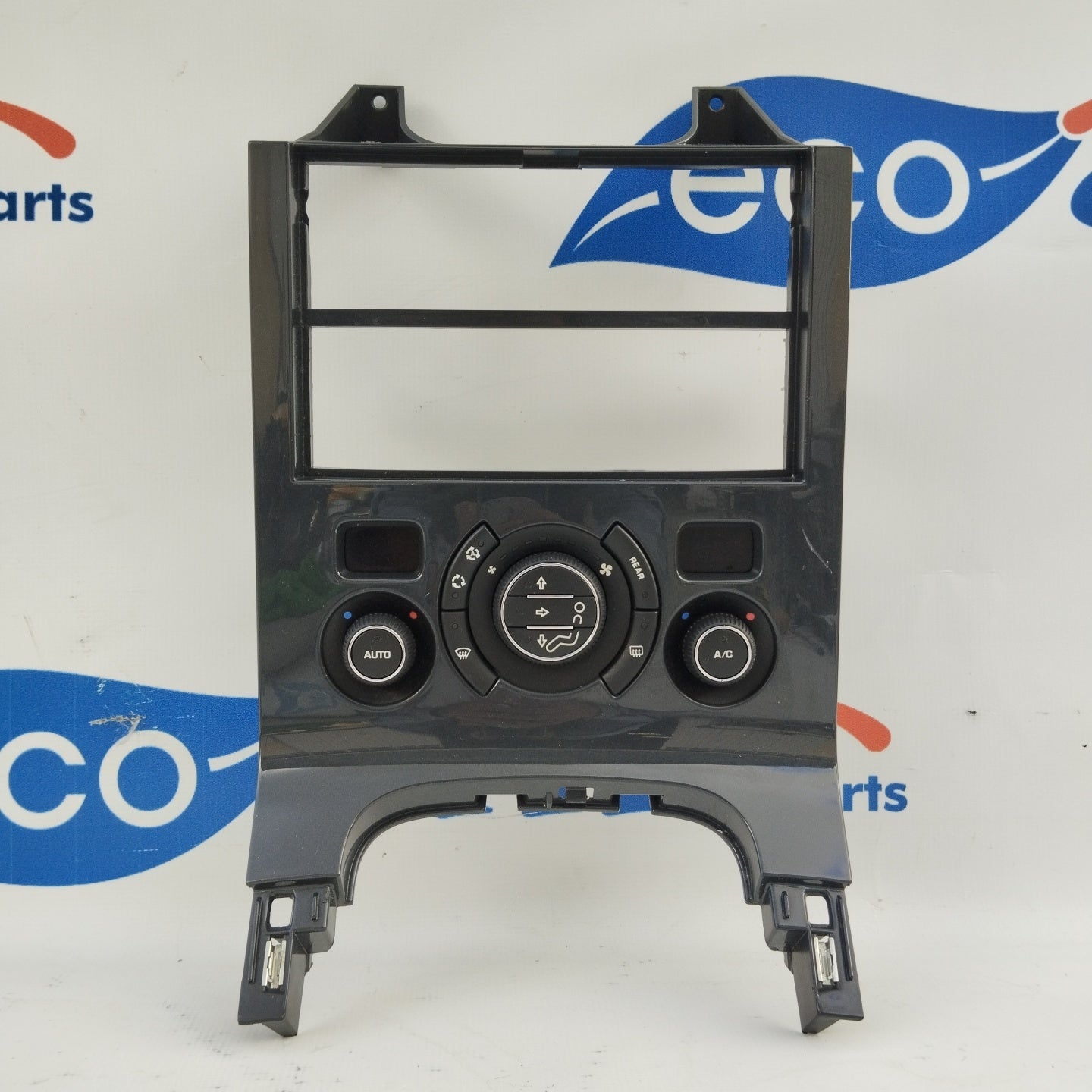 Peugeot 5008 2010 digitales Klimabedienteil Code: 96839635XT ecoAG3051