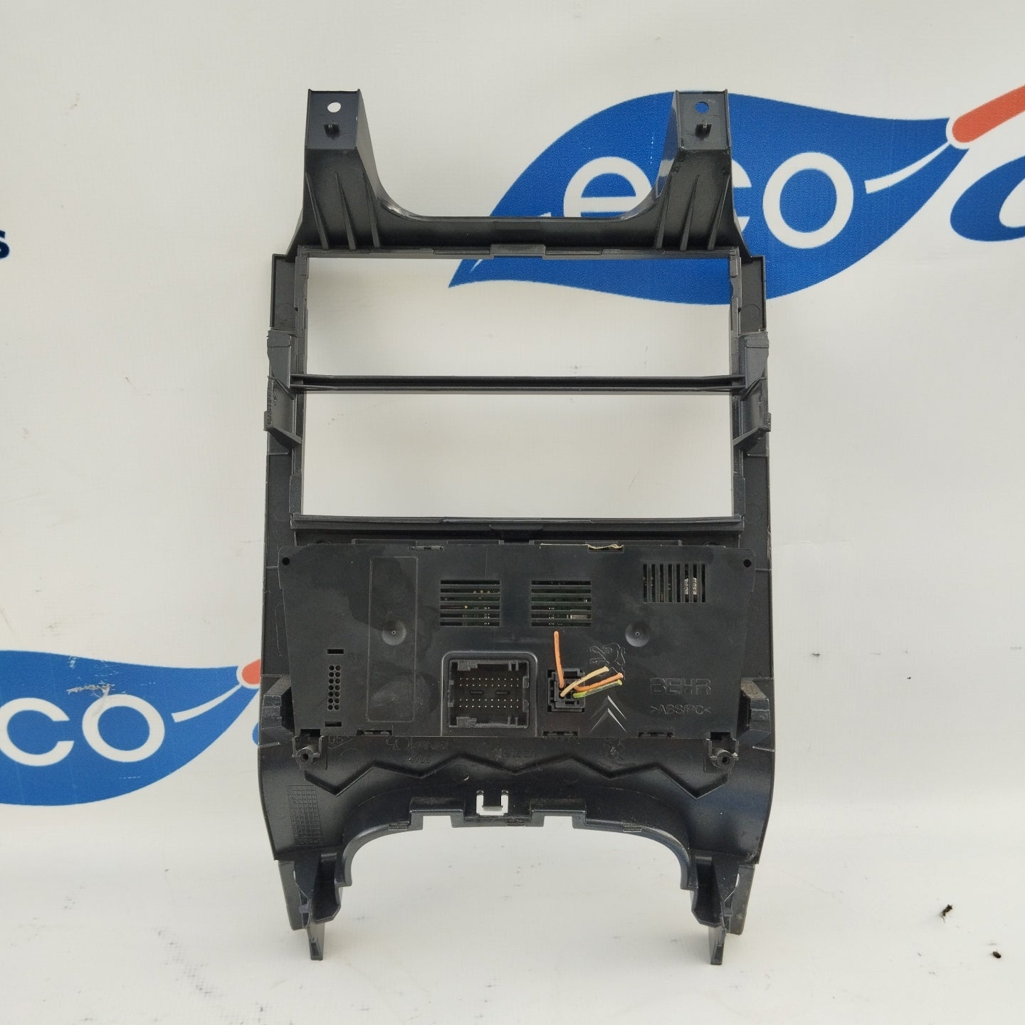 Peugeot 5008 2010 digitales Klimabedienteil Code: 96839635XT ecoAG3051