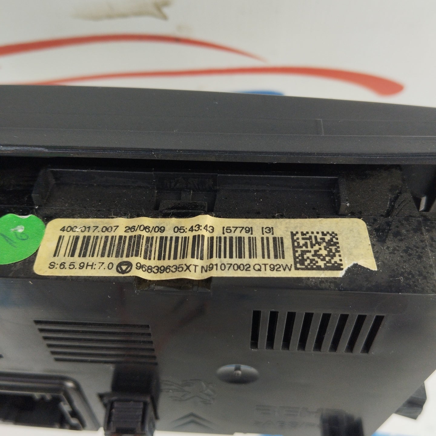 Peugeot 5008 2010 digitales Klimabedienteil Code: 96839635XT ecoAG3051