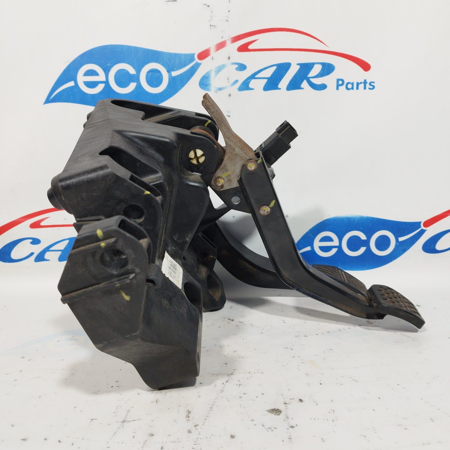 Pedalerie mit Gas- und Bremspedal Chevrolet Spark 2011 ecoAC5471