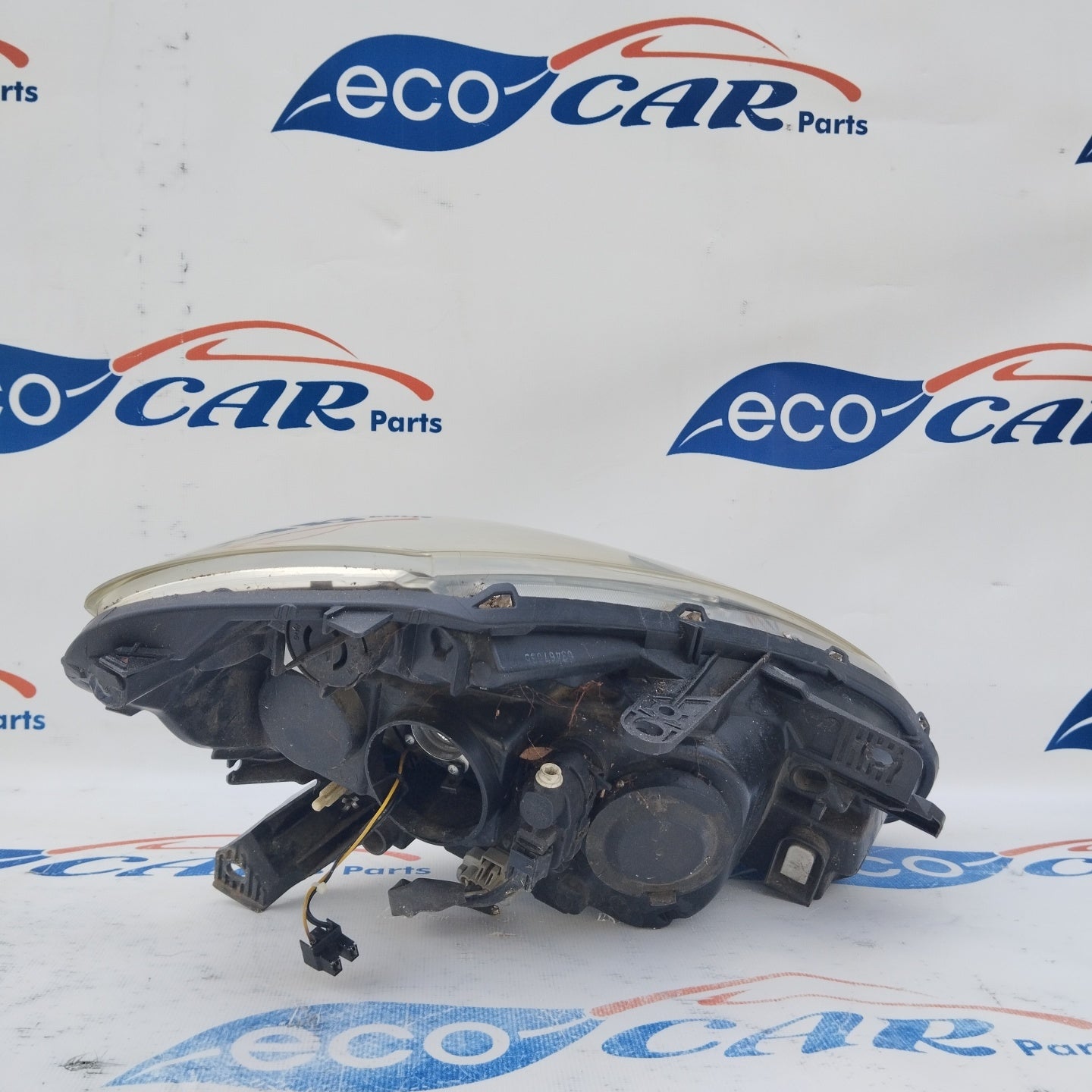 Left front light Renault Clio 2008 black background DEPO ecoAG3092