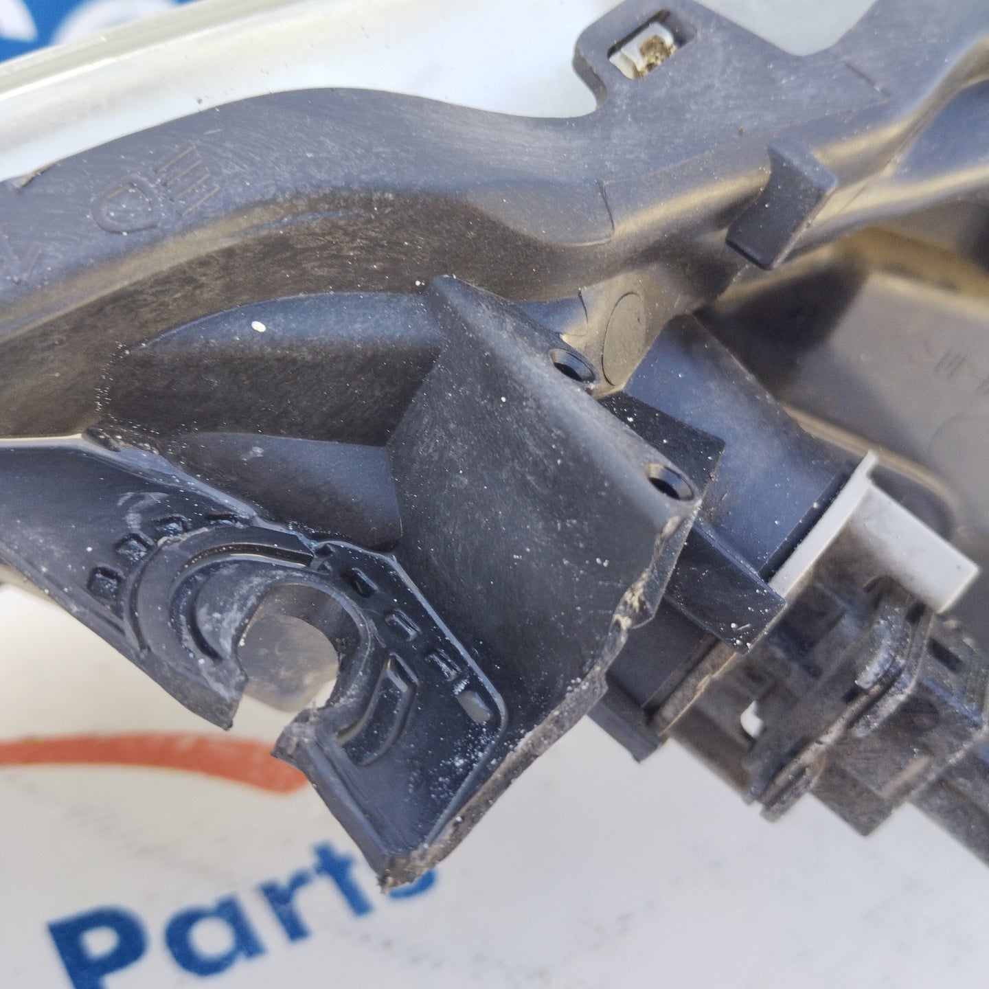 Fanale anteriore dx Peugeot 107 ecoAG3096