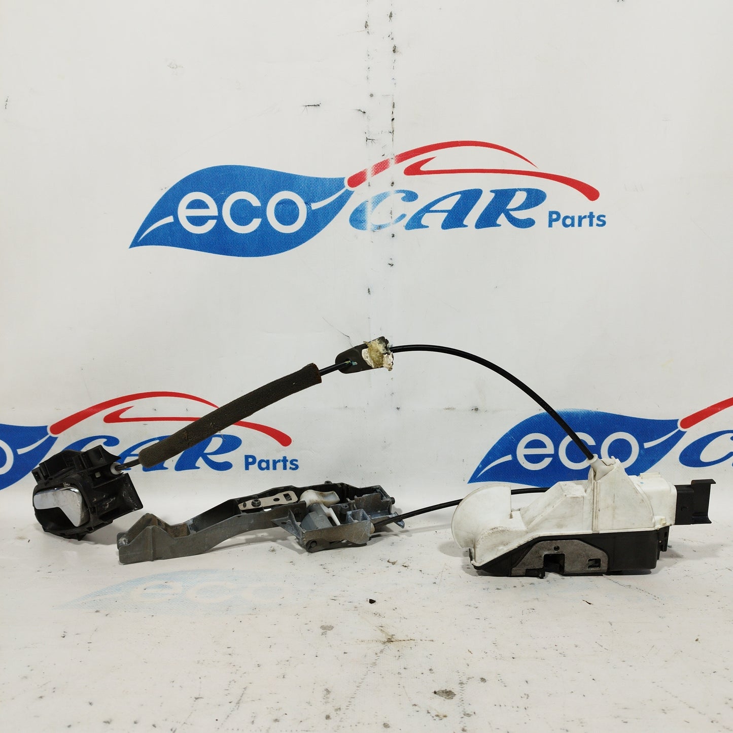 Left front lock Peugeot 5008 2009 6 pin ecoAC5530