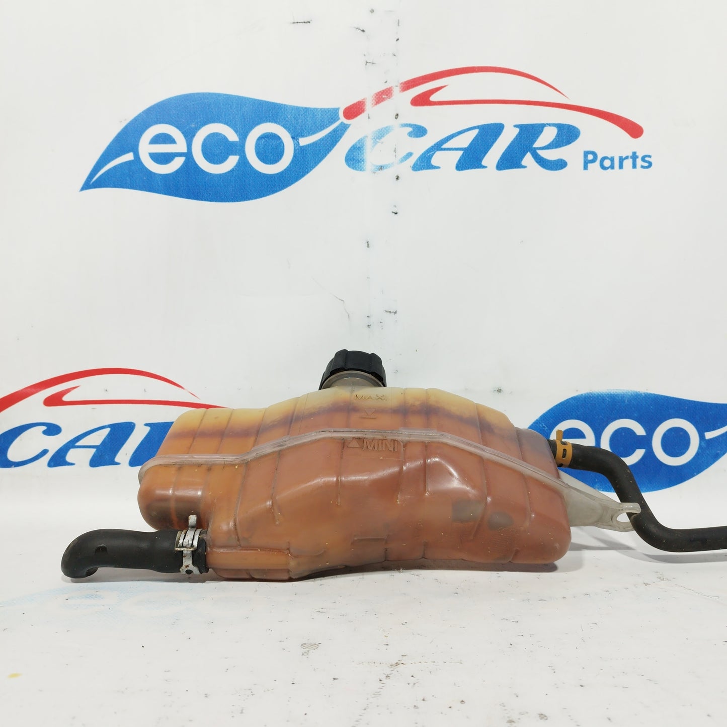 Expansion tank Renault Clio 1.2 b 2011 code: 0032102 ecoAC5555