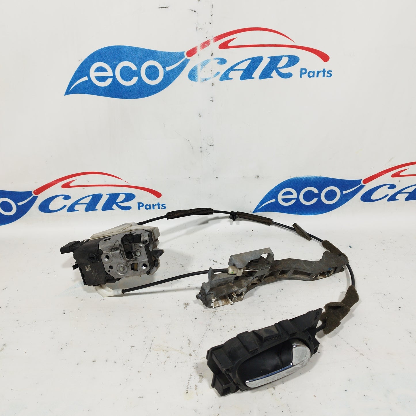 Right lock Citroen DS3 2011 6 pin ecoAC5567