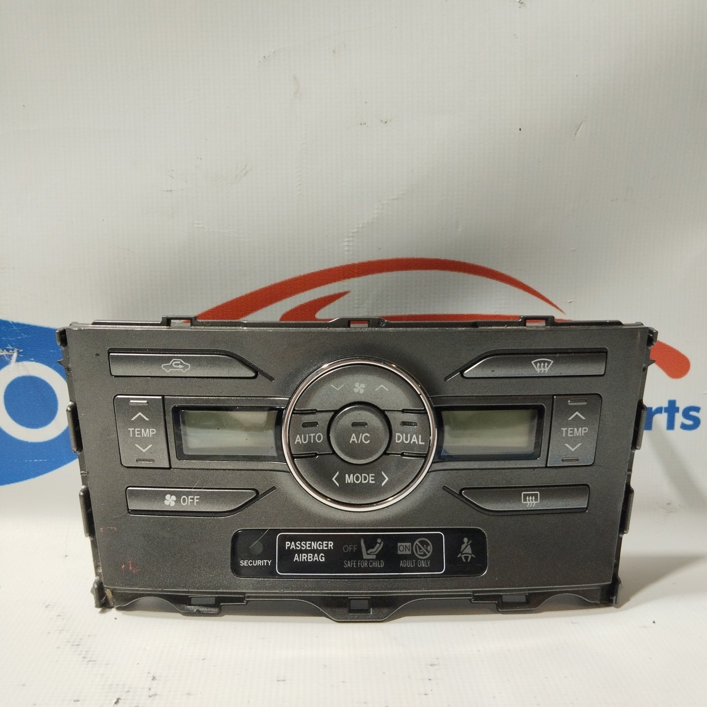 Climate control panel Toyota Auris 2007 code: 55900-02220-b ecoAG3127