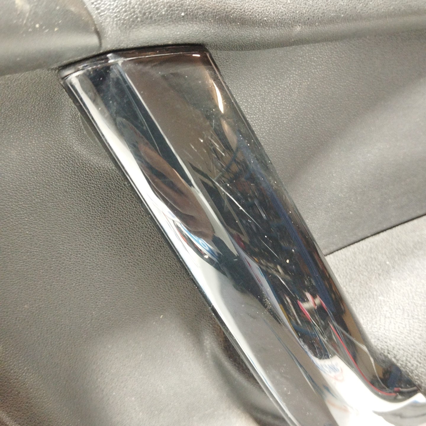 Pannello anteriore dx nero plastica Citroen C3 2011 Cod: 98006266ZD ecoAG3128