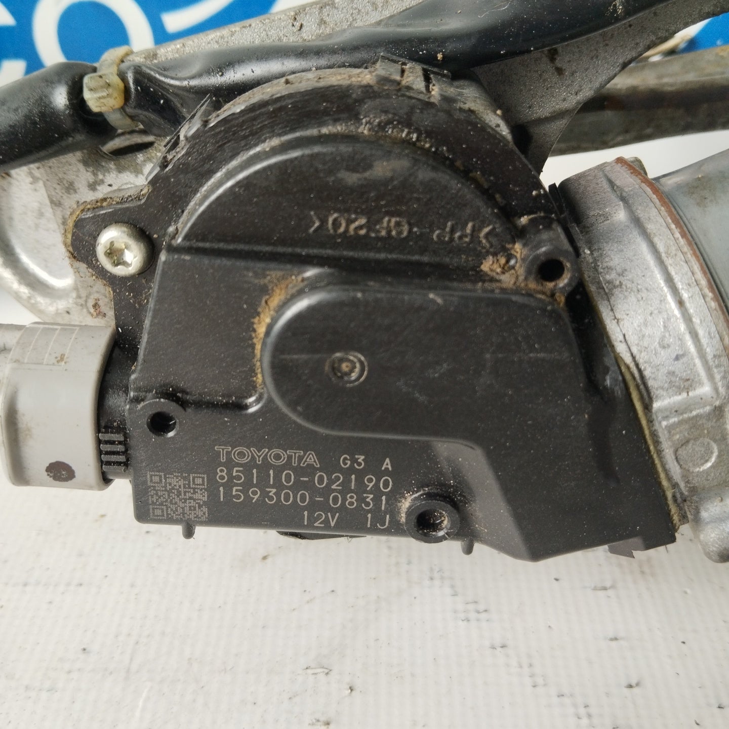 Front windshield wiper motor Toyota Auris 2007 code: 85110-02190 ecoAG3136
