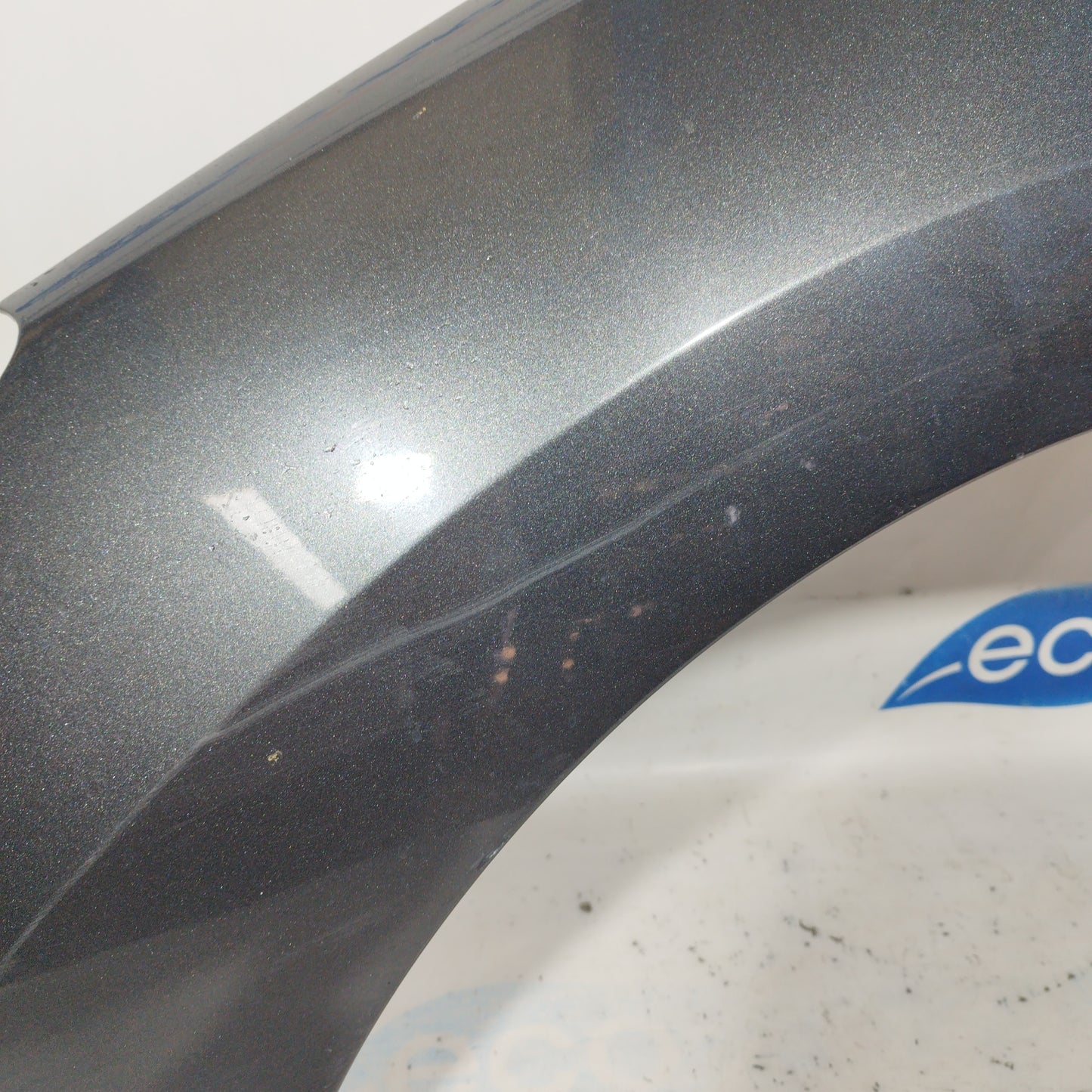 Dark gray left mudguard Peugeot 308 2009 ecoAC5592