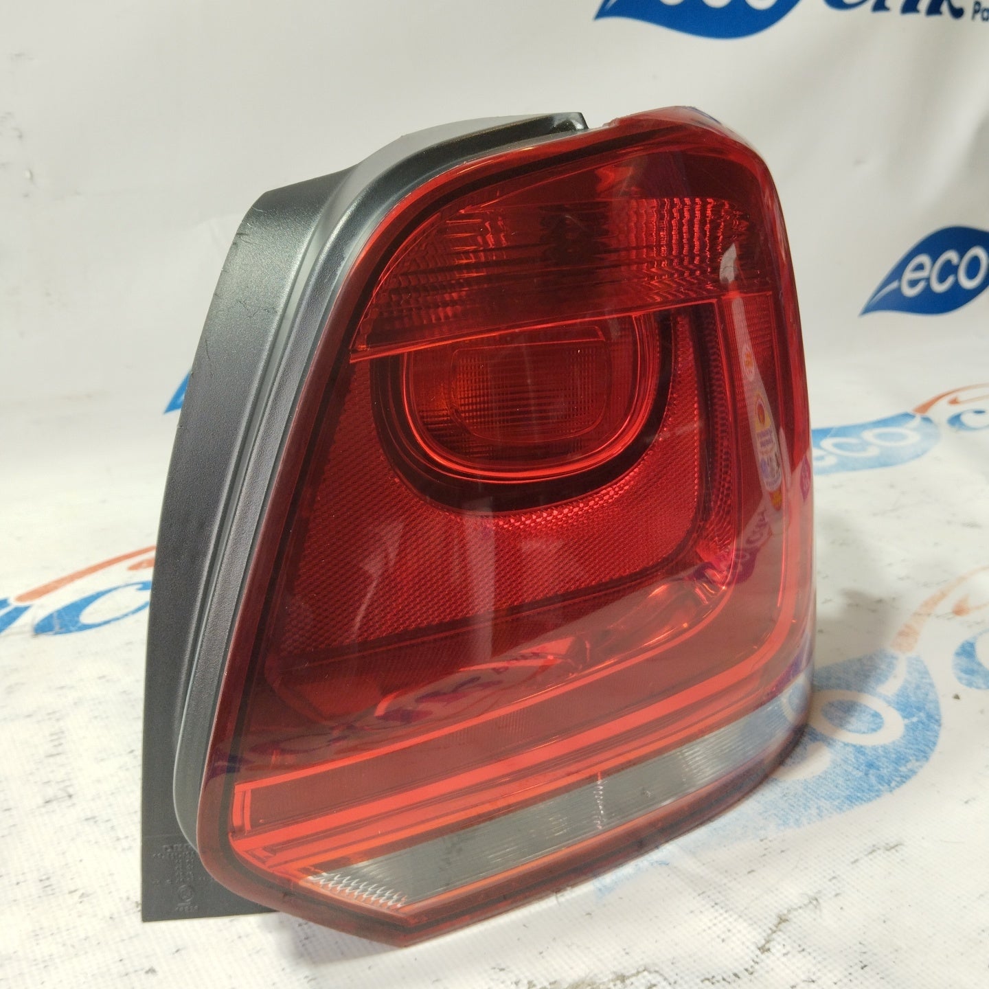 Volkswagen Polo 2011 ecoAG3195 rechte Rückleuchte