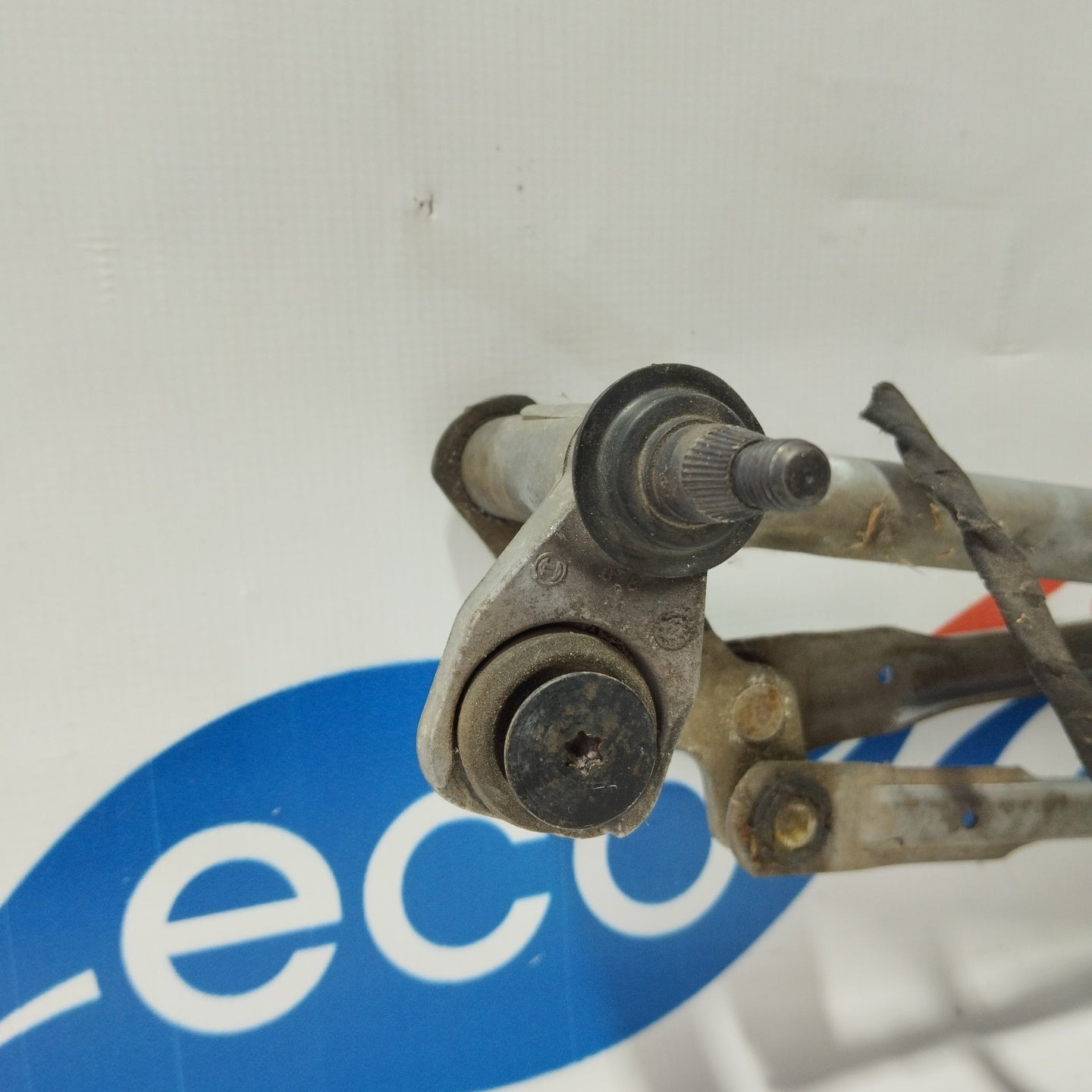 Front windshield wiper motor Volkswagen Polo 2014 code: 0390241566 ecoAG3199