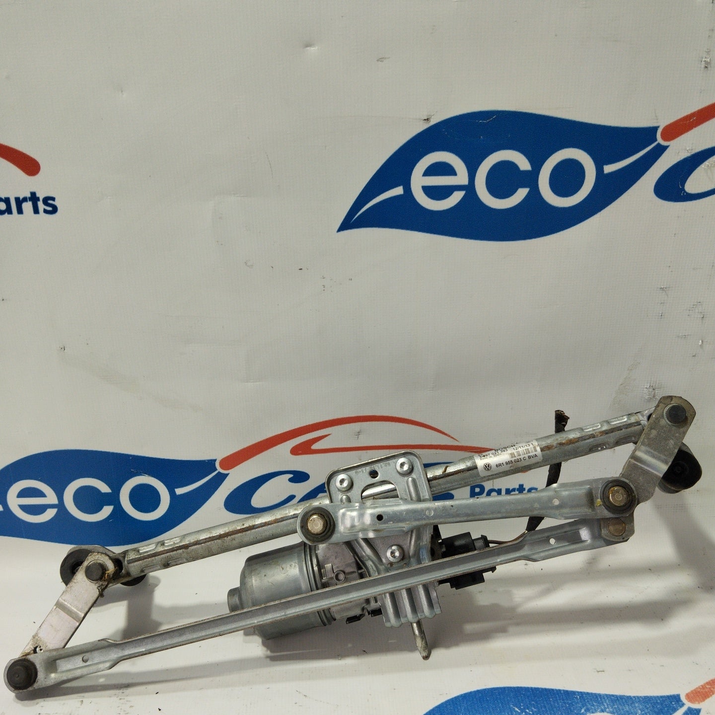Front windshield wiper motor Volkswagen Polo 2014 code: 0390241566 ecoAG3199