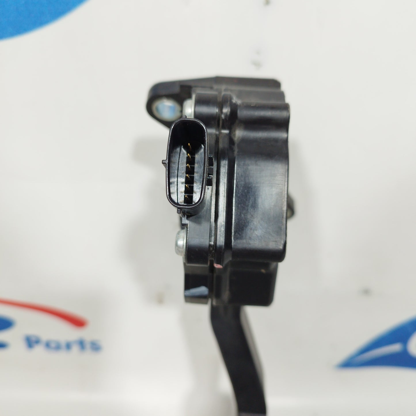 Accelerator pedal Subaru Forester 2010 2.0 B code: 198800-7120 ecoAC5679