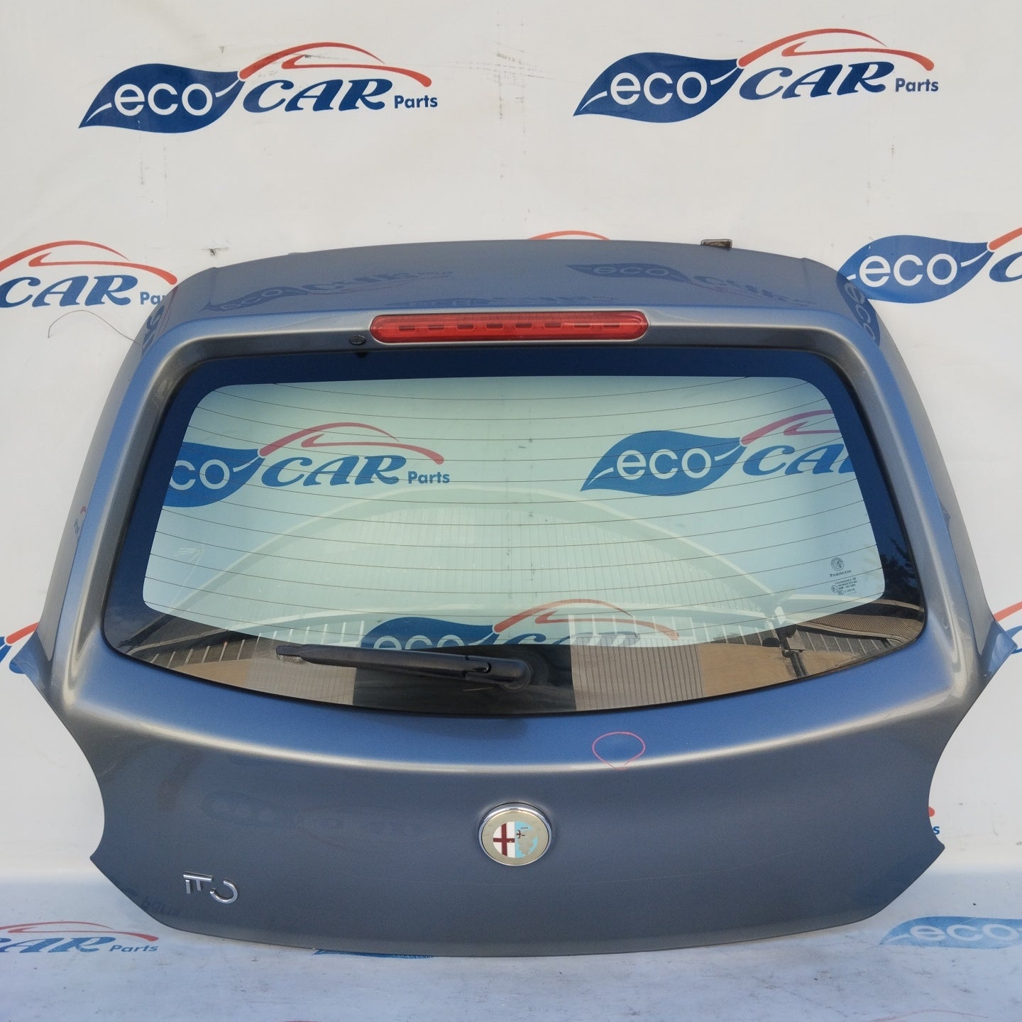 Alfa Romeo Mito ecoAG3272 gunmetal gray tailgate