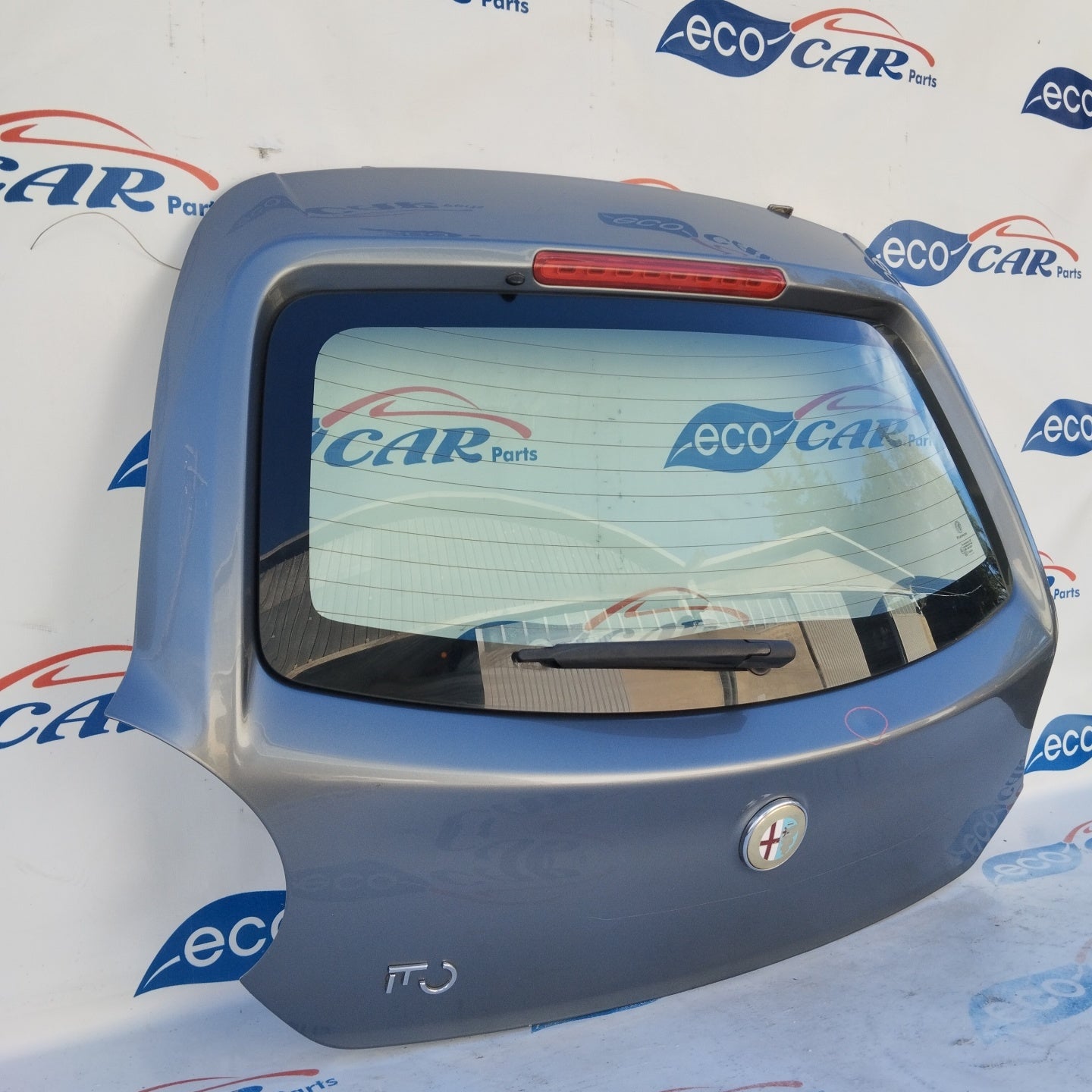 Alfa Romeo Mito ecoAG3272 gunmetal gray tailgate