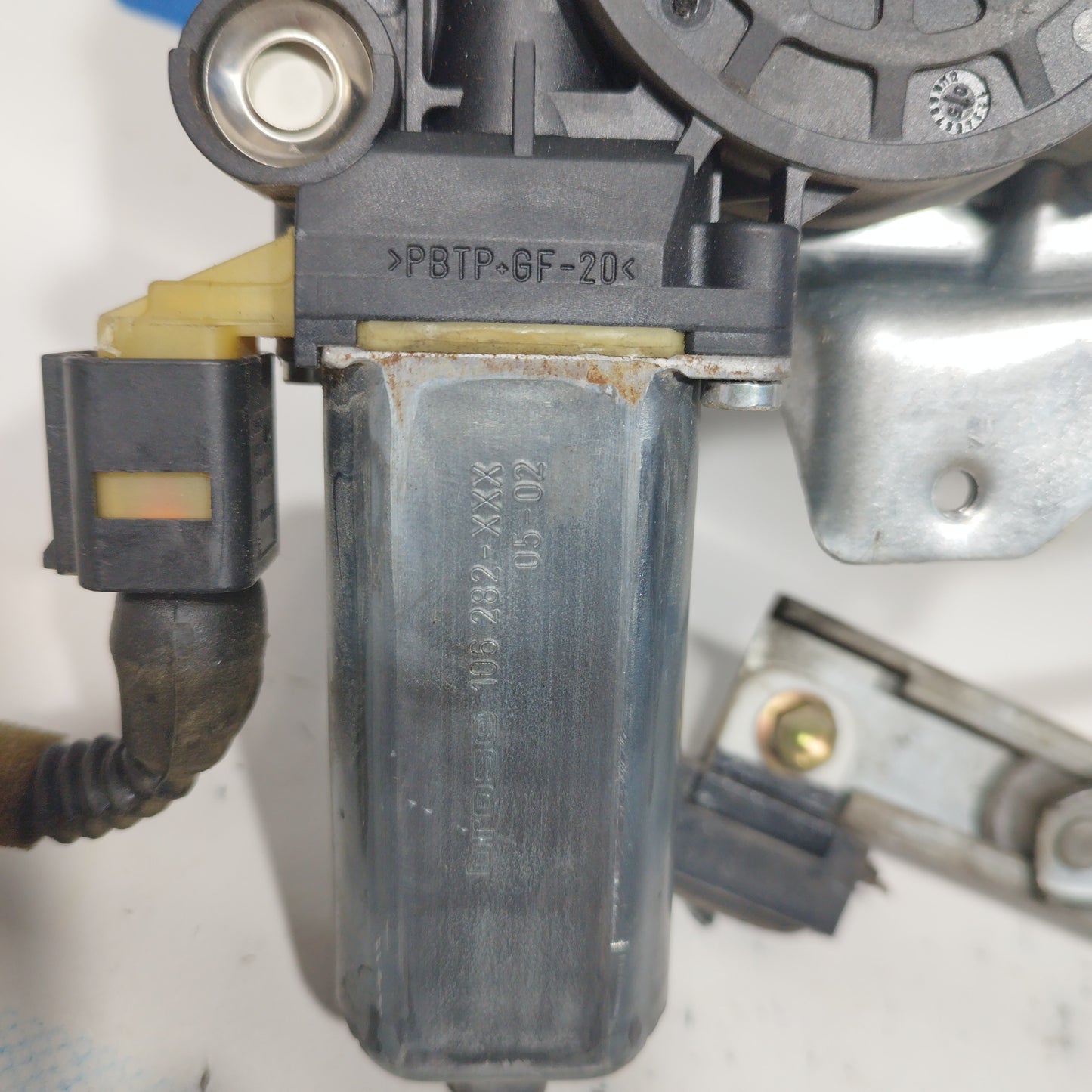 Cremagliera anteriore sx Toyota Yaris 2004 2 Pin codice: 106282-XXX ecoAC5740