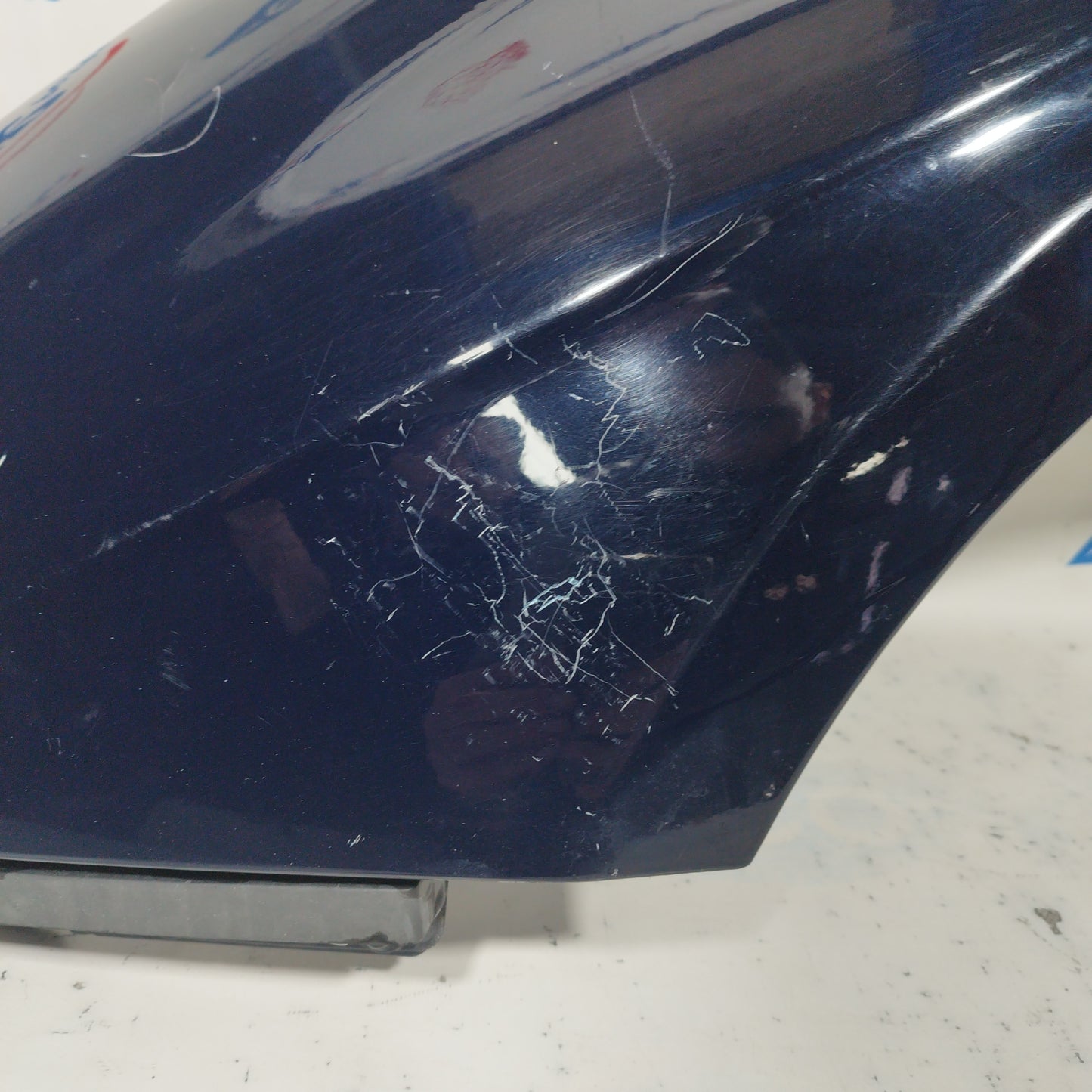 Dunkelblauer linker Kotflügel Lancia Delta 2011 ecoAC5743