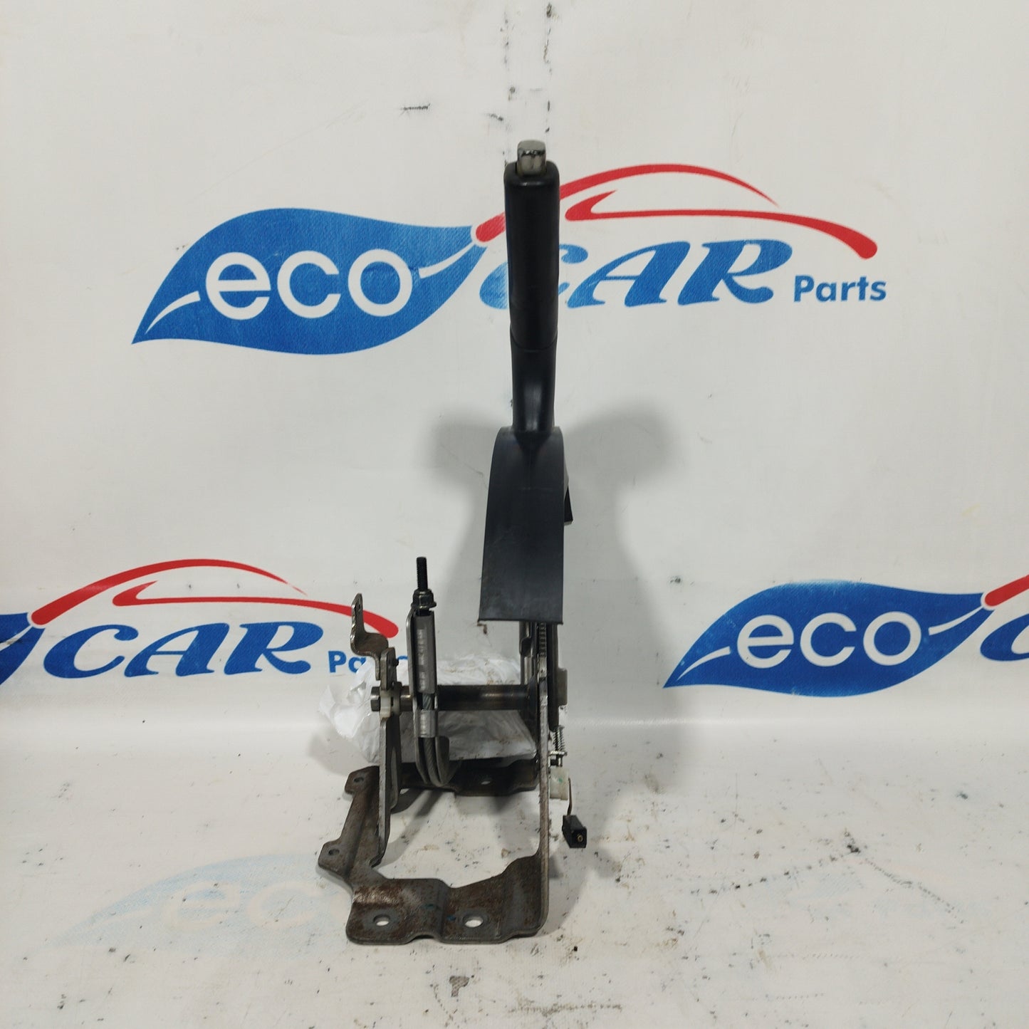 Handbrake lever Nissan Qashqai 2010 ecoAC5751