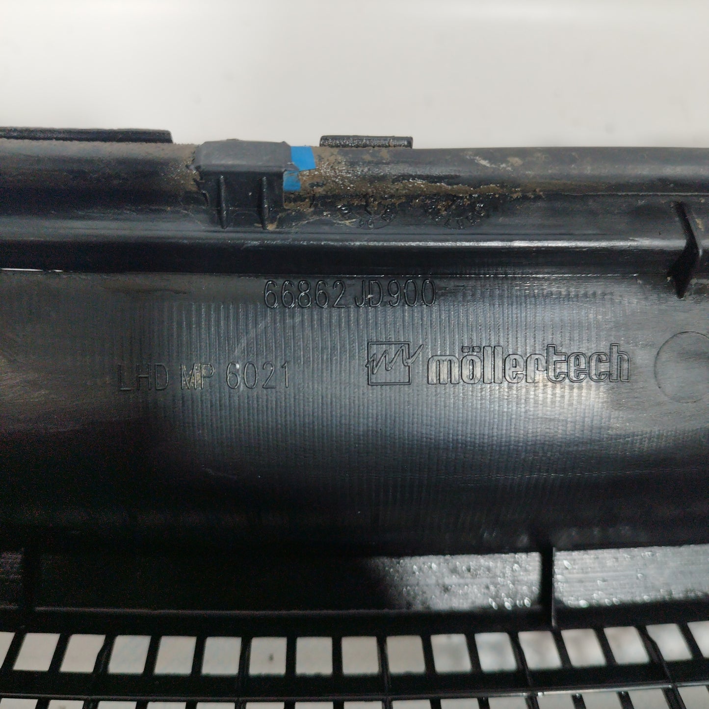 Nissan Qashqai 2008 Unterbodenschutz-Auffangwanne / Kühlergrill Code 66862JD900 ecoAC5765