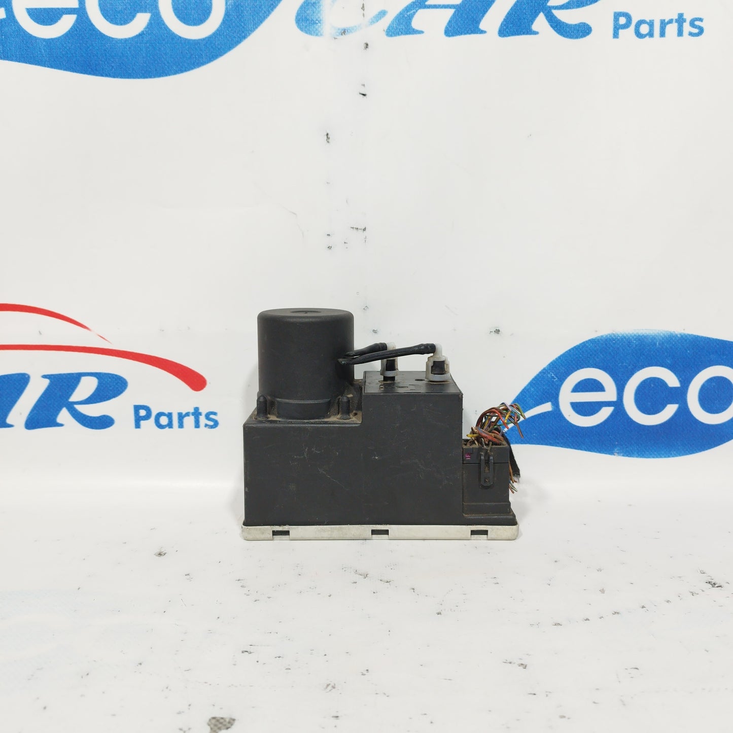 Central locking pump Audi A4 1998 code: 8D0-862-257 C ecoAC5780