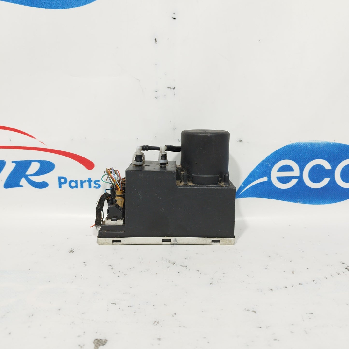 Central locking pump Audi A4 1998 code: 8D0-862-257 C ecoAC5780