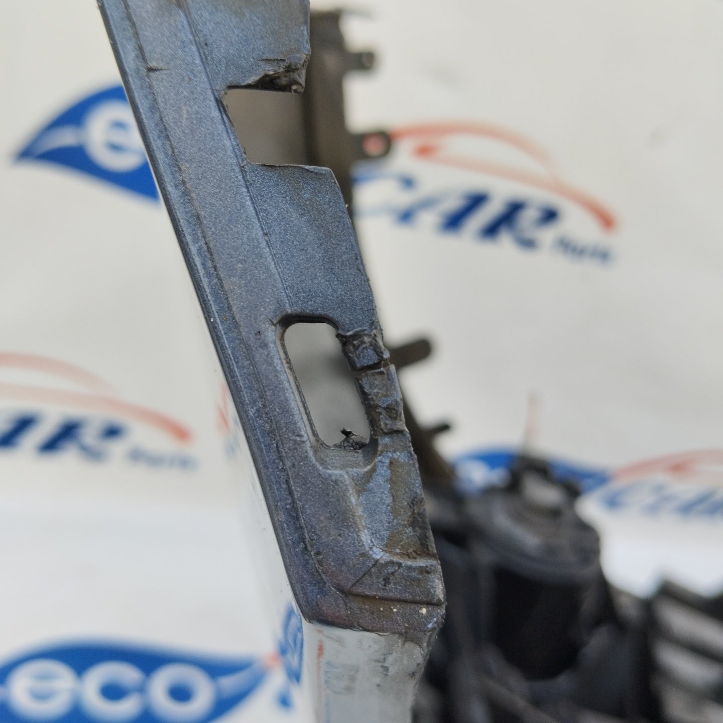 Medium gray front bumper Renault Clio 2008 ecoAG3296