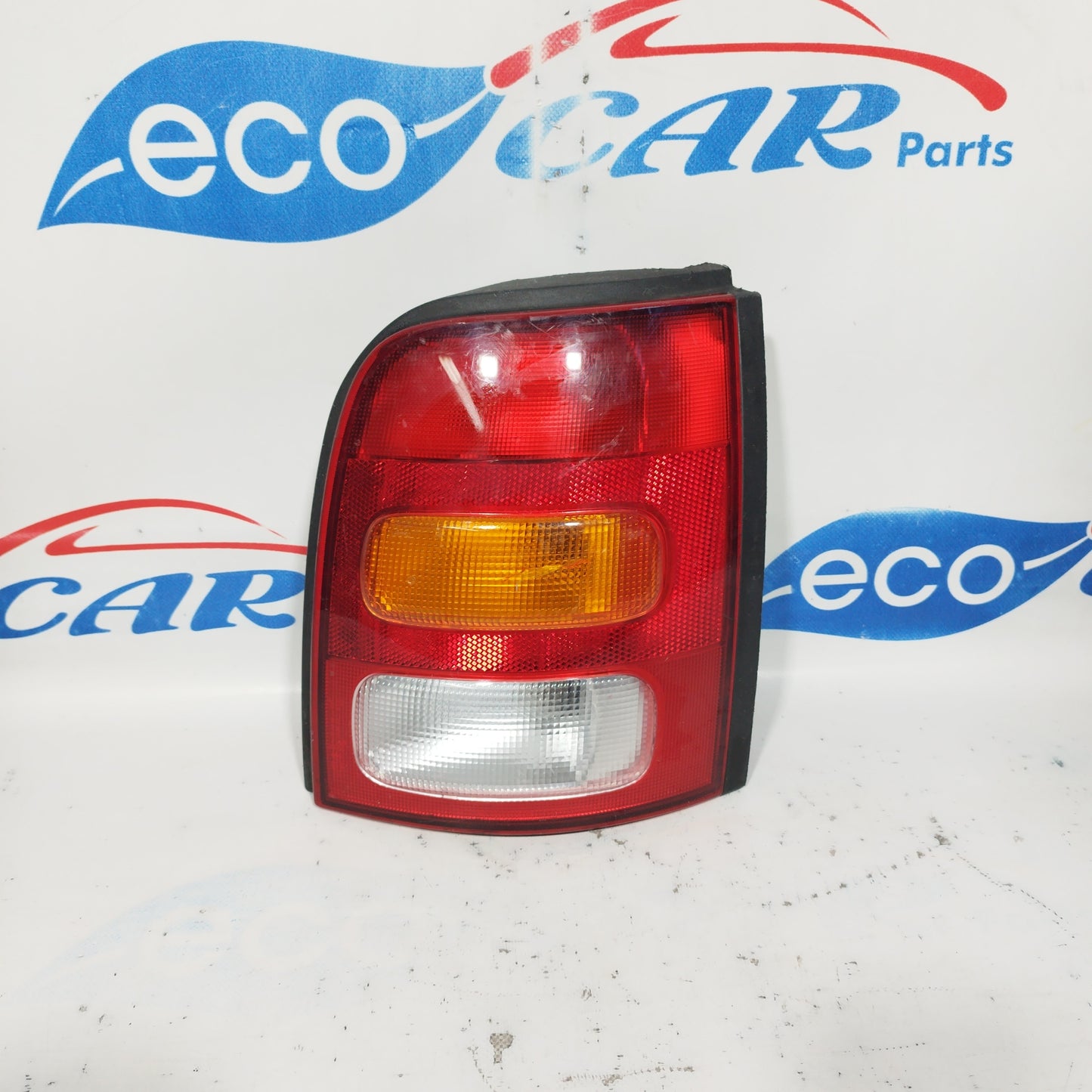 Fanale posteriore dx Nissan Micra K11 2000 ecoAC5803