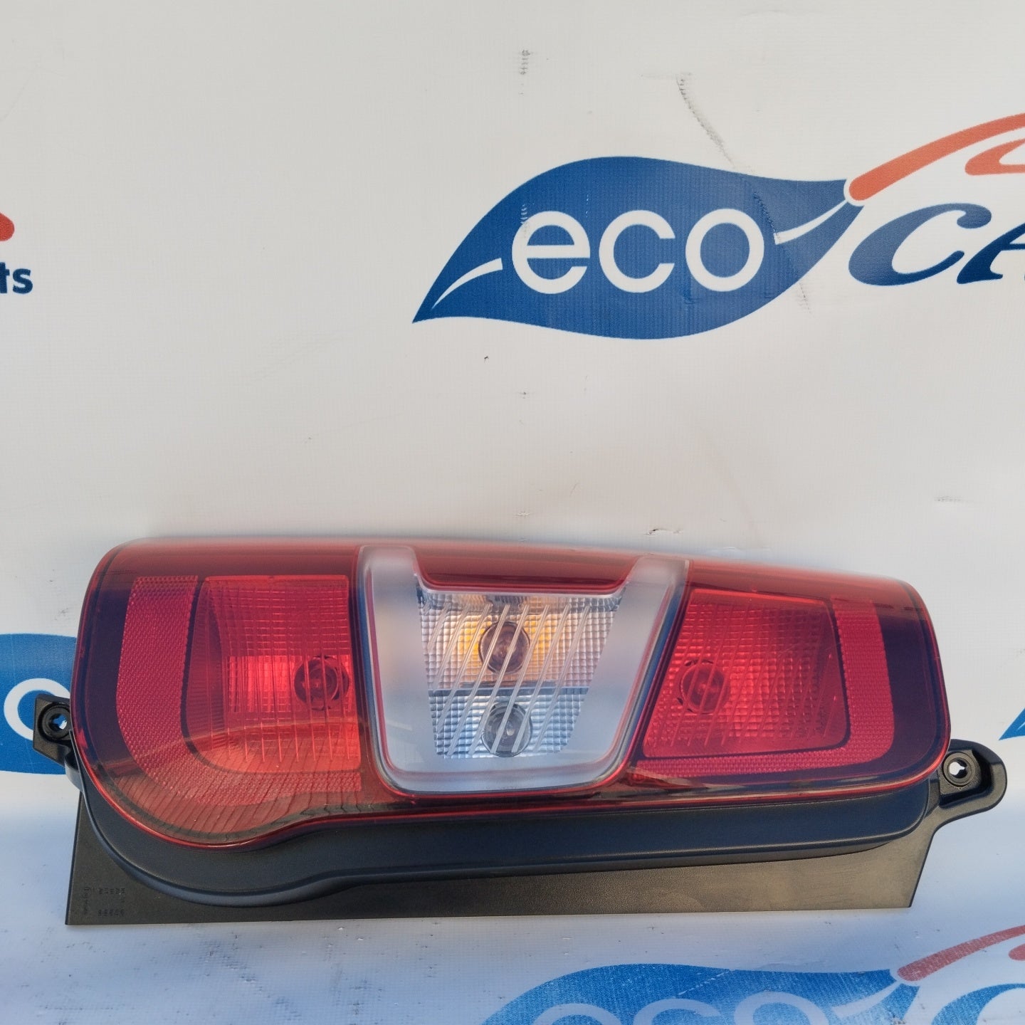 Linke Rückleuchte Peugeot Rifter 2020 Cod. 9819235880 ecoAG3333