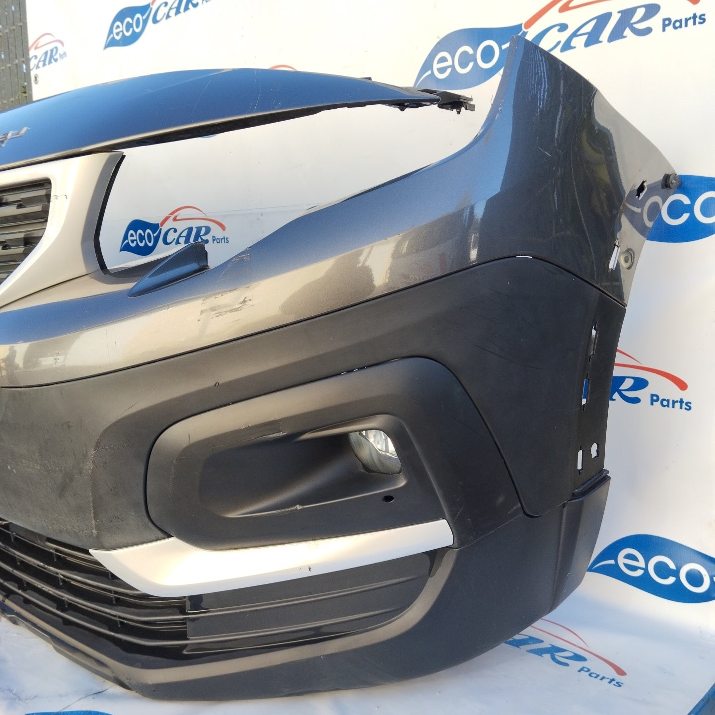 Front bumper gunmetal gray Peugeot Rifter 2020 ecoAG3336