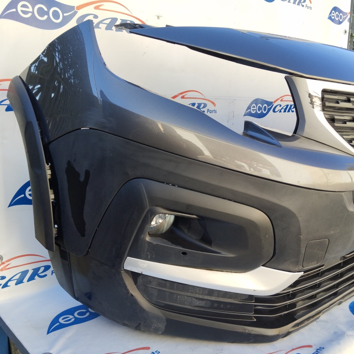Front bumper gunmetal gray Peugeot Rifter 2020 ecoAG3336