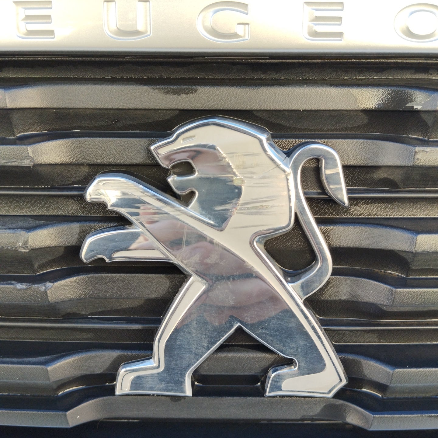 Front bumper gunmetal gray Peugeot Rifter 2020 ecoAG3336