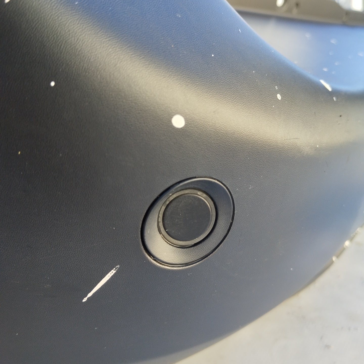 Schwarzer Kunststoff-Heckstoßfänger Peugeot Rifter 2020 ecoAG3337