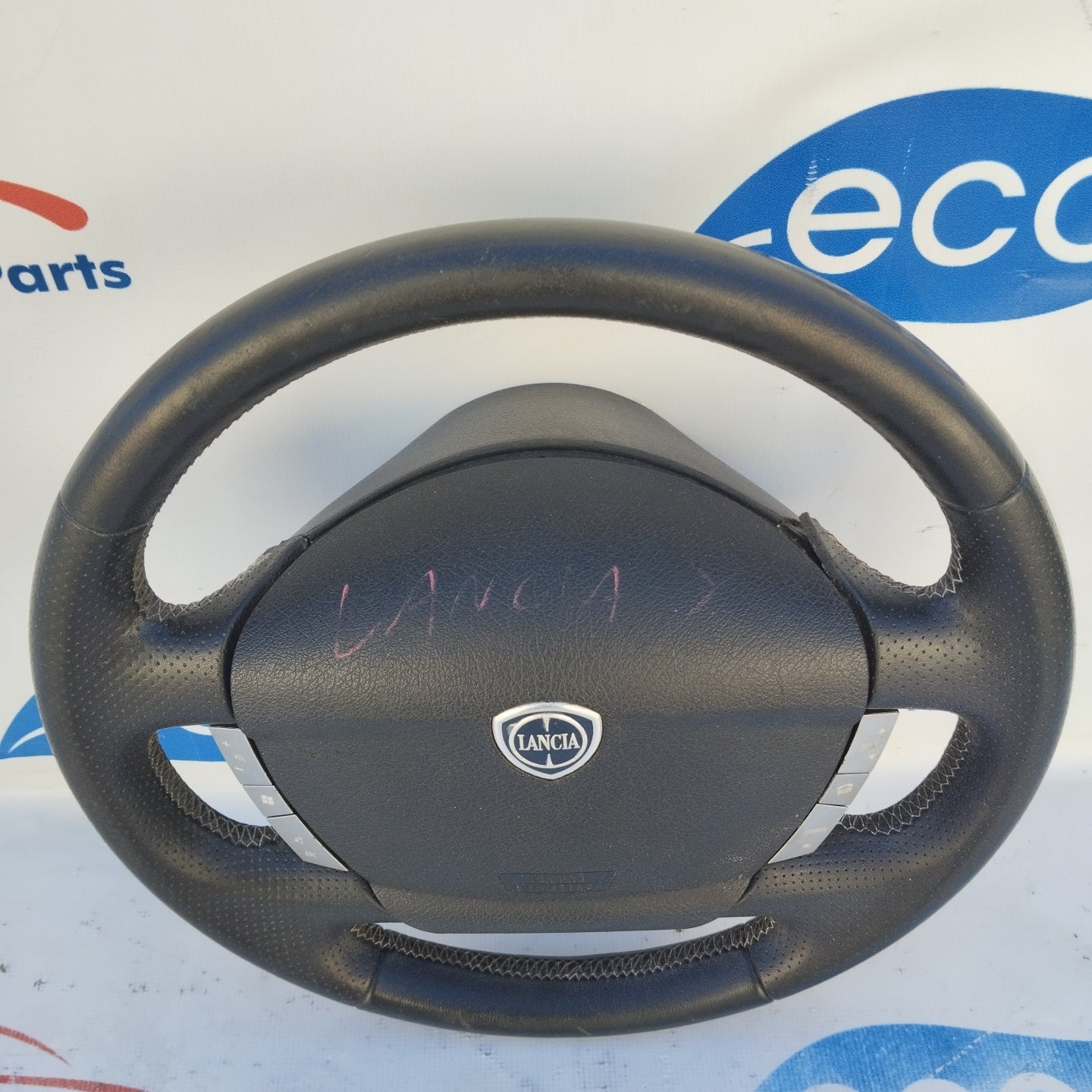 Steering wheel with controls Lancia Ypsilon 2006 ecoAG3362