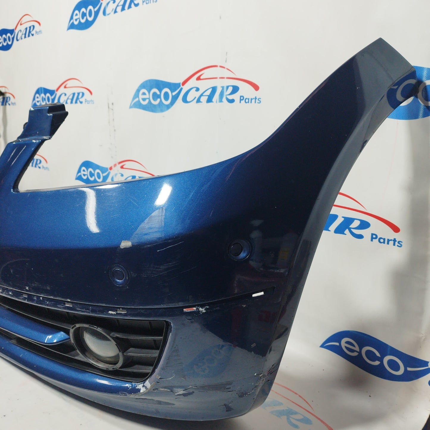 Front bumper with blue sensors A-Class 2009 ecoAC5873