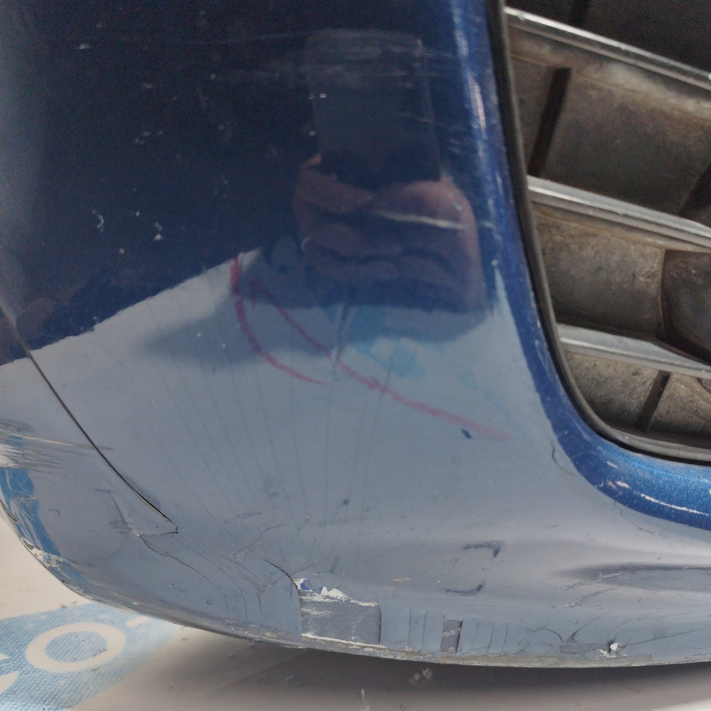 Front bumper with blue sensors A-Class 2009 ecoAC5873