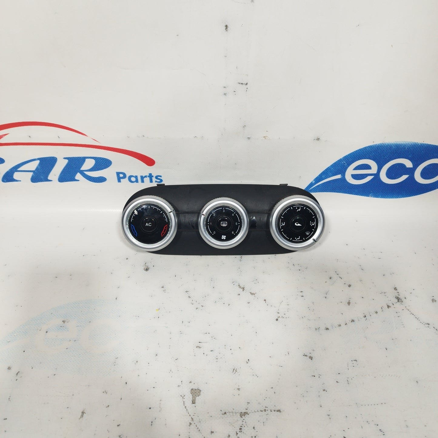 Pulsantiera comandi A/C Alfa Romeo Giulietta 2012 Codice: 5556000902 ecoAC5888