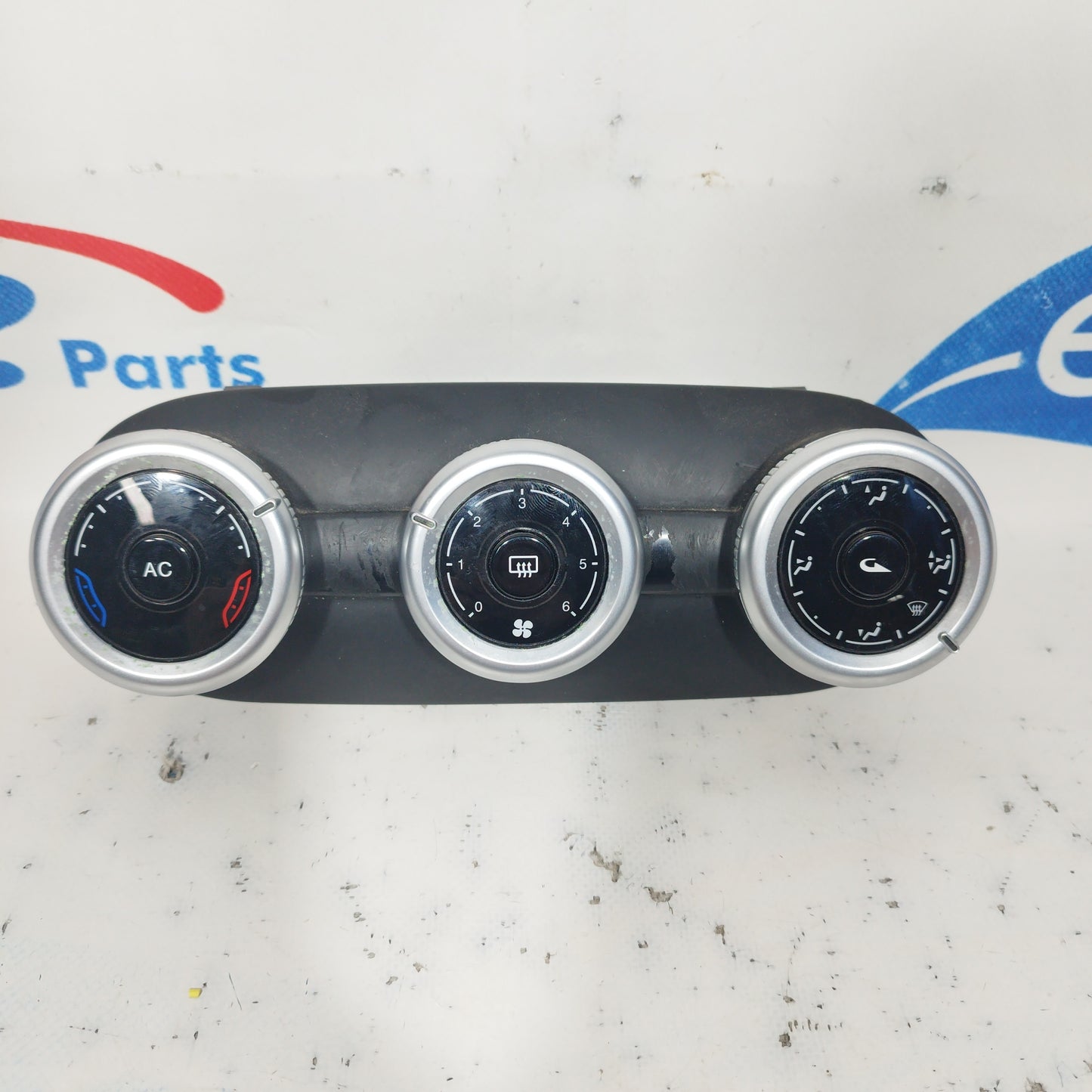 Pulsantiera comandi A/C Alfa Romeo Giulietta 2012 Codice: 5556000902 ecoAC5888