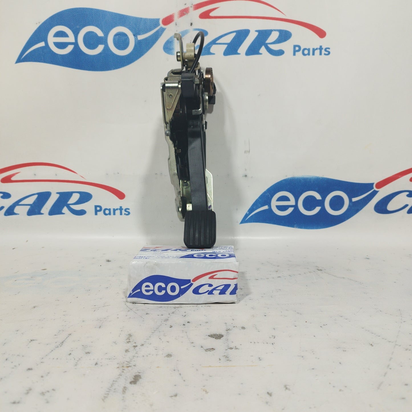 Bremspedal Mercedes C-Klasse W204 2.2 CDI 2010 Code: 2044200084 ecoAC5898