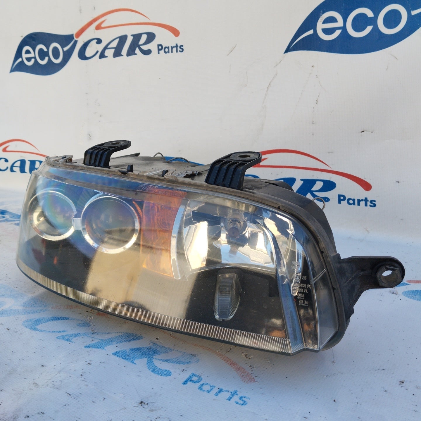 Fanale anteriore dx Fiat Punto 188 (modello con faretto) ecoAG3381